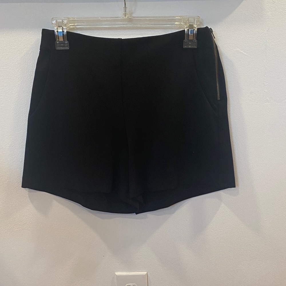 Chic Black High Waist Women's Shorts